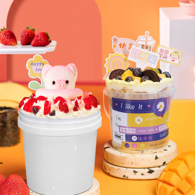 acheter Un seau de crème en plastique de 1L avec un couvercle transparent semi-circulaire et un logo personnalisé fabrication en ligne